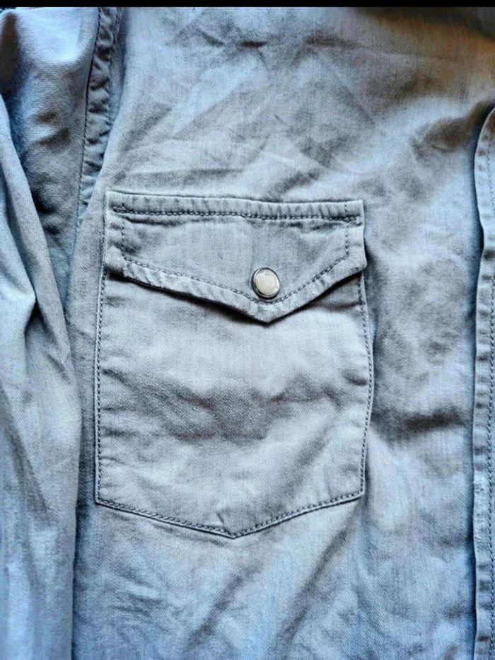 Chemise en Jean The Kooples - XS - Gris - Style Western - Boutons Pression - Poches Poitrine - photo numéro 3