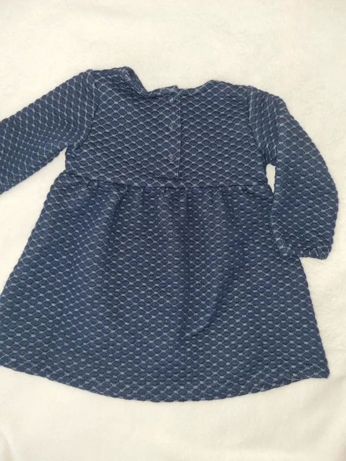 Robe manches longues taille 9 mois - photo numéro 2