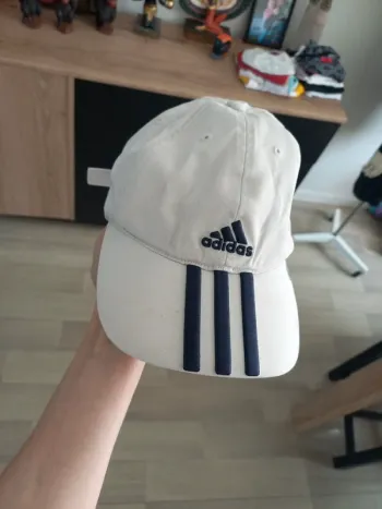 Casquette blanche adidas