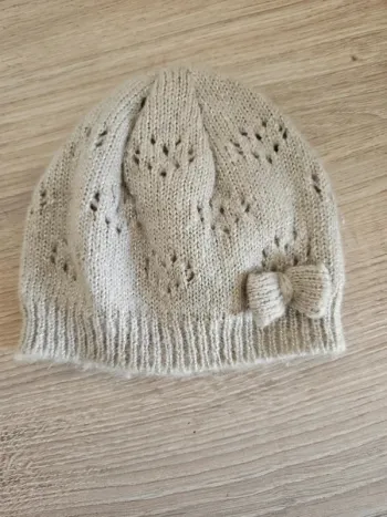 Petit bonnet gris à noeud 3/6 mois 41cm