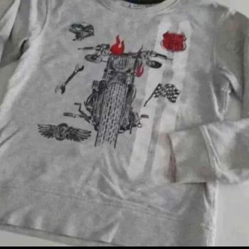 pull 8/9  ans "moto"