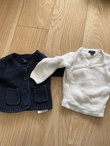 Lot de 2 gilets 3 mois kiabi gap