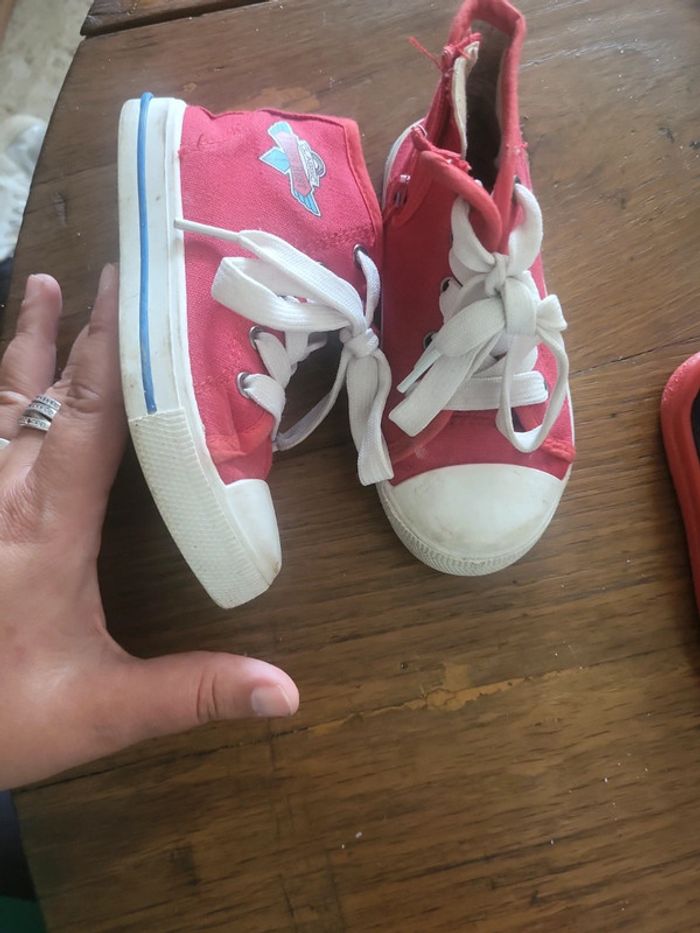 Basket toiles taille 25