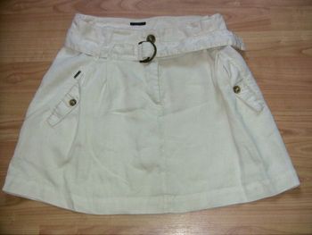 Jupe écru avec ceinture Longueur 43 cm Taille 38 Ikks
