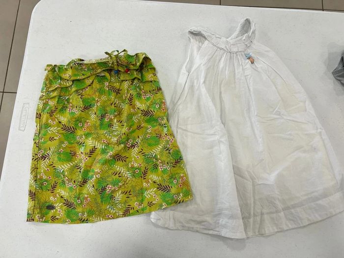 Lot de vêtements été fille 4 ans - photo numéro 2