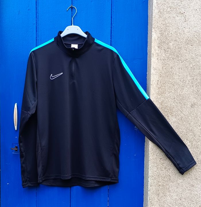Gilet homme Nike Taille L neuf avec étiquette