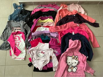 Lot fille 4 ans