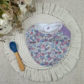 Bavoir bandana motif liberty violet 0-9 mois