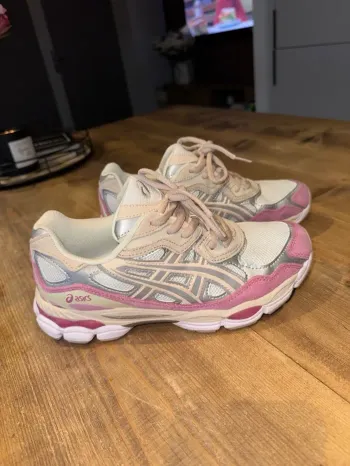 Asics GEL-NYC taille 39