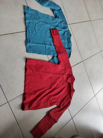 Lot de 2 tee shirts OKAIDI 8 ans manches longues