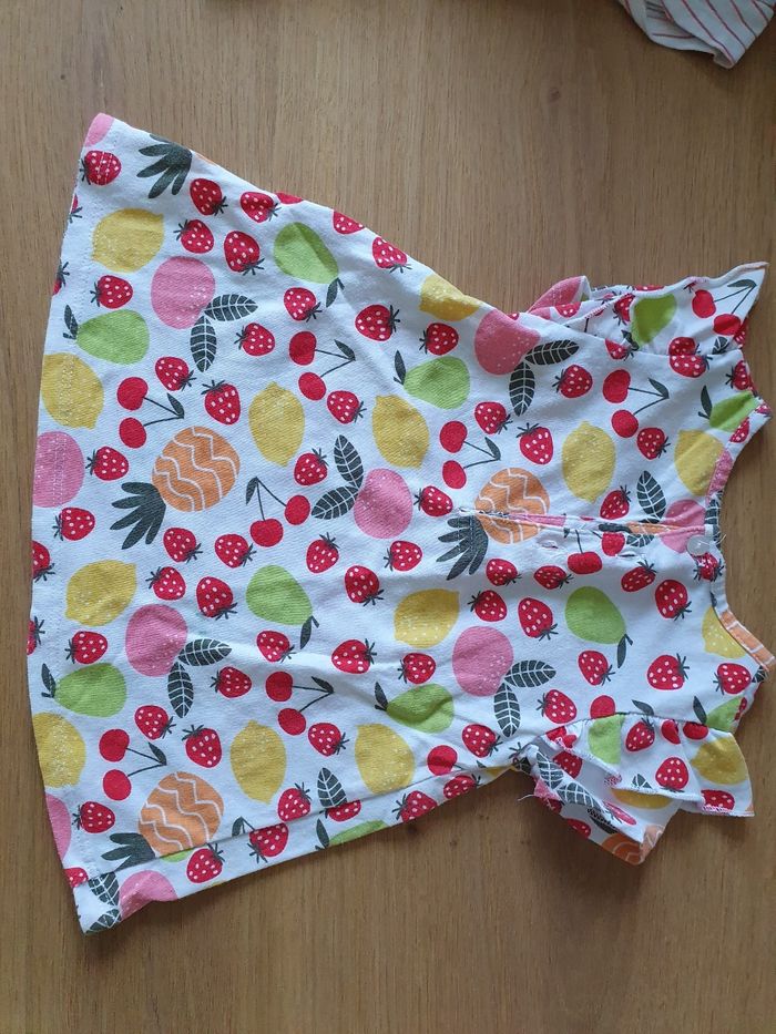 Robe fille 6 mois - photo numéro 2