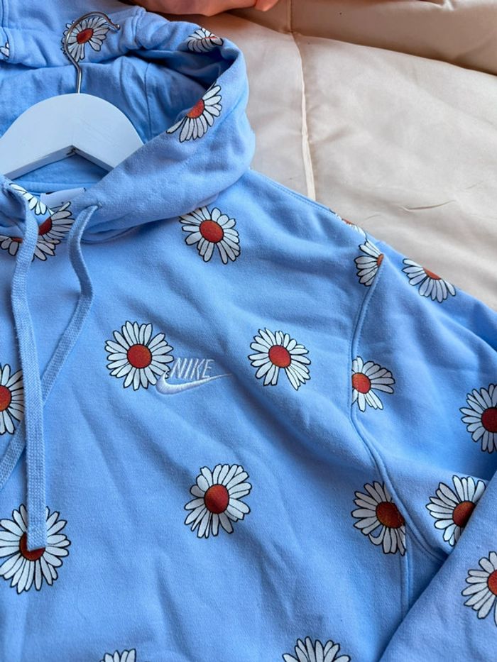 Pull Nike bleu pastel - photo numéro 2