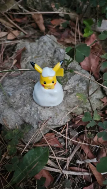 Super figurine Pokemon Nintendo pikachu Neige