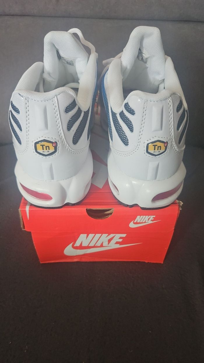 Basket nike tn neuf - photo numéro 3