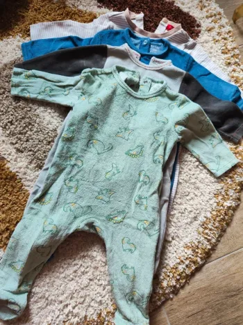 Lot 4 pyjamas velours