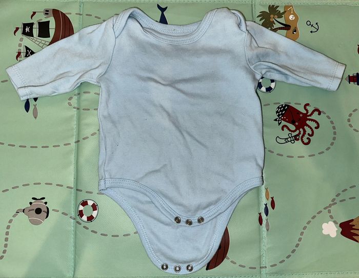 Lot 10 bodies manches longues taille 3 mois - photo numéro 3