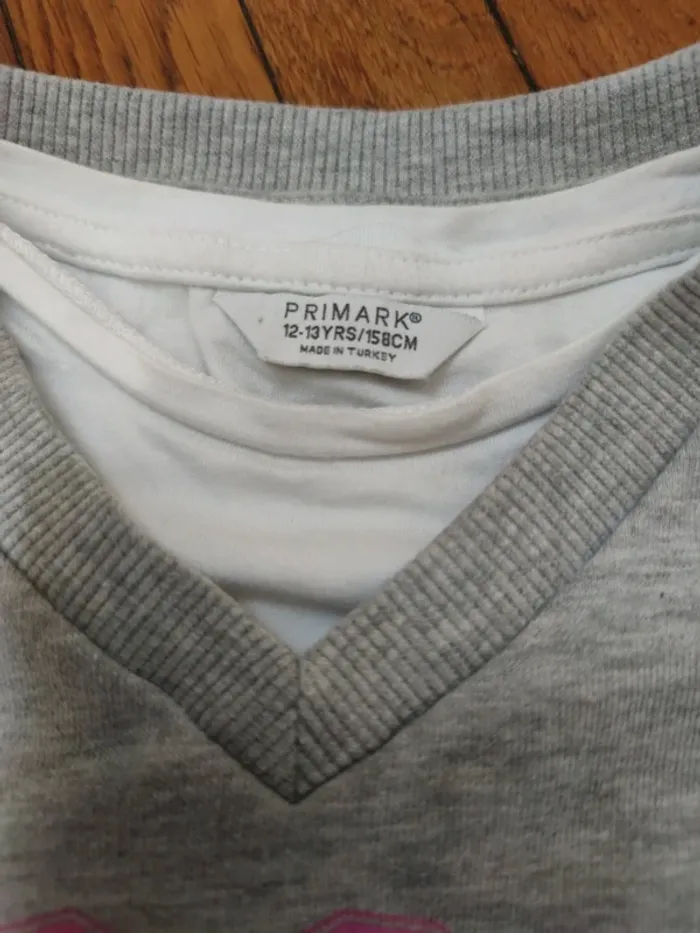 Pulle 12-13 ans Primark - photo numéro 3
