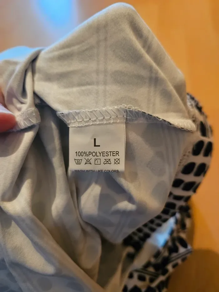 Jupe mini à motifs taille L - photo numéro 3