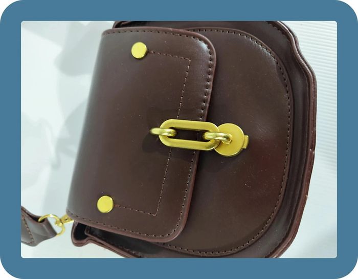 Sac à bandoulière Peta + Jain, neuf avec étiquette, valeur 90$ 18x13cm - photo numéro 2