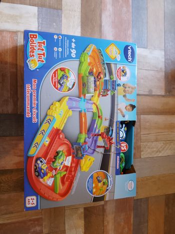 Mon premier circuit telecommandé tut tut bolide VTech pour enfant neuf emballé