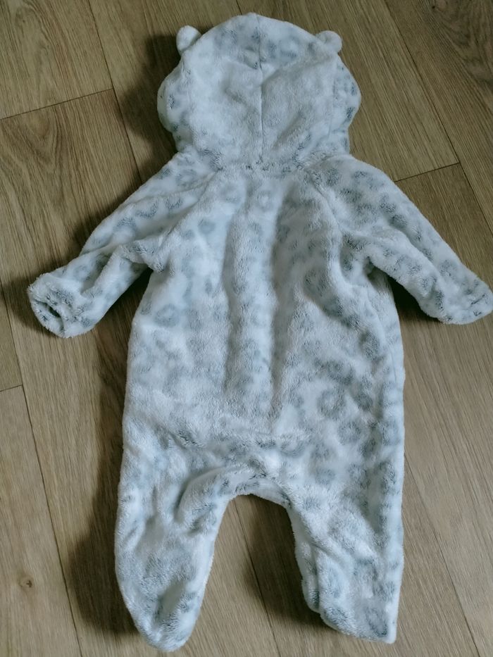 Surpyjamas 3 mois - photo numéro 2