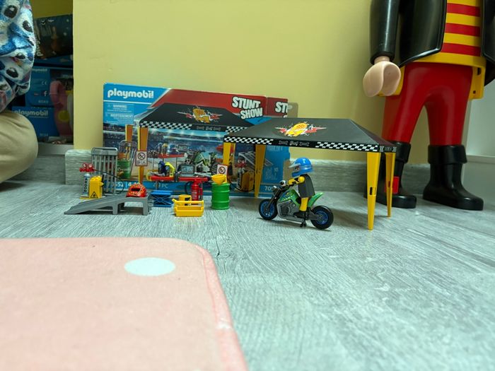 Playmobil stunt