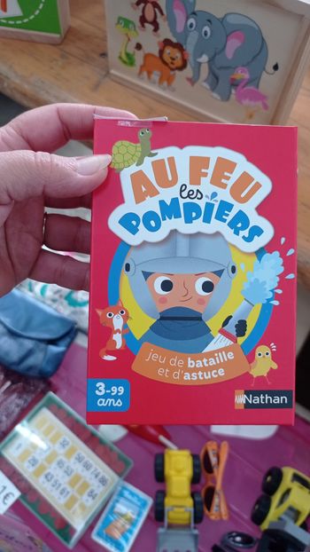 Jeu de carte nathan au feu les pompiers