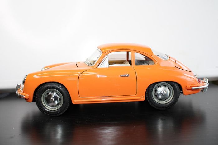 Bburago Porsche 356 B - photo numéro 2