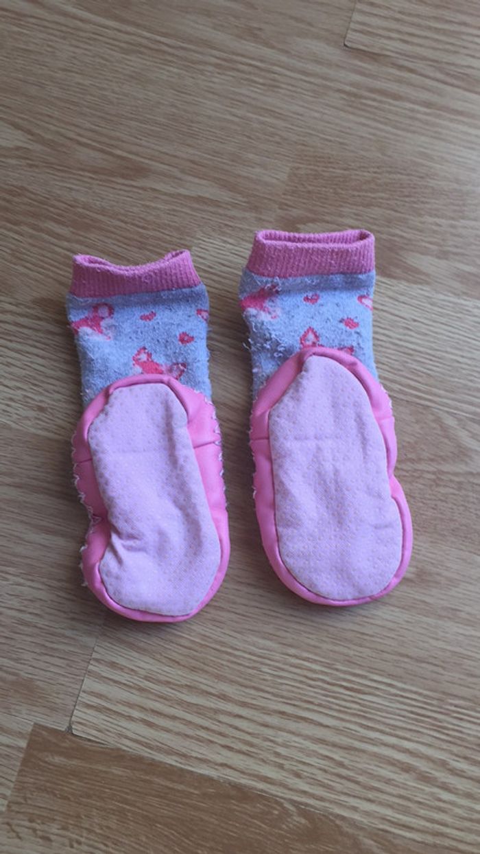 Chaussettes anti dérapantes taille 20 - photo numéro 2