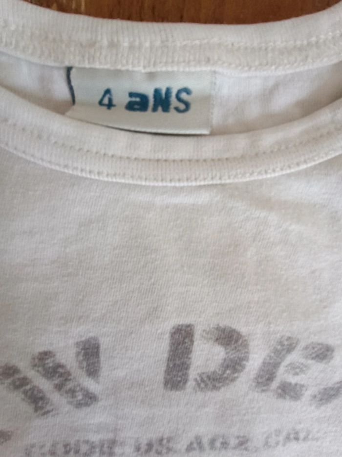 Tee-shirt 4 ans - photo numéro 3