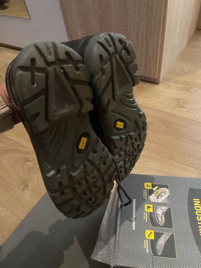 Chaussures de sécurité 39 - photo numéro 3