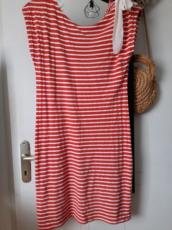 Robe taille 40 cache cache