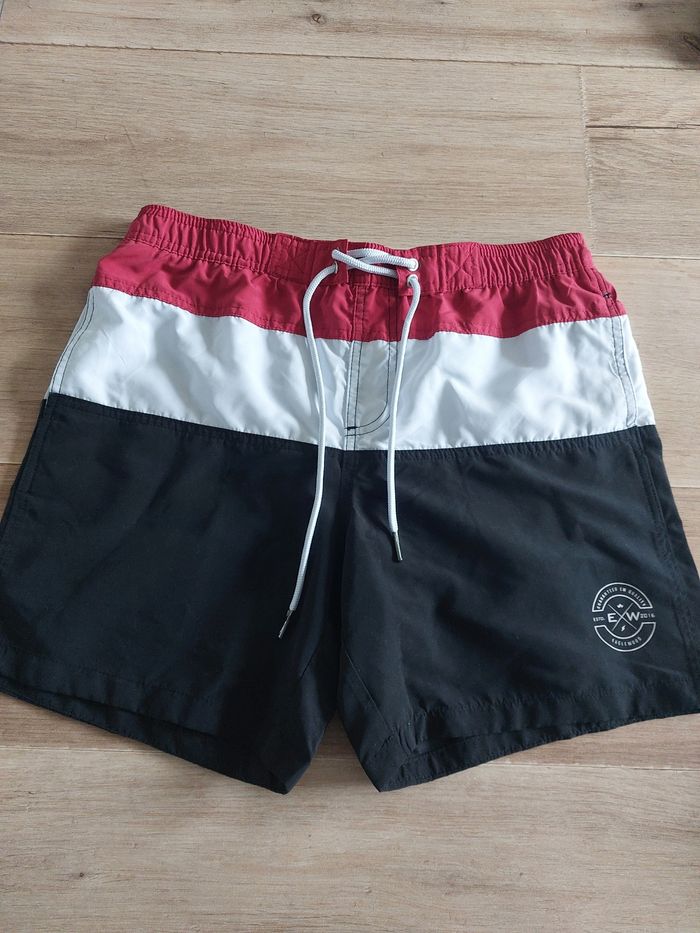 Short de bain taille M EagleWood