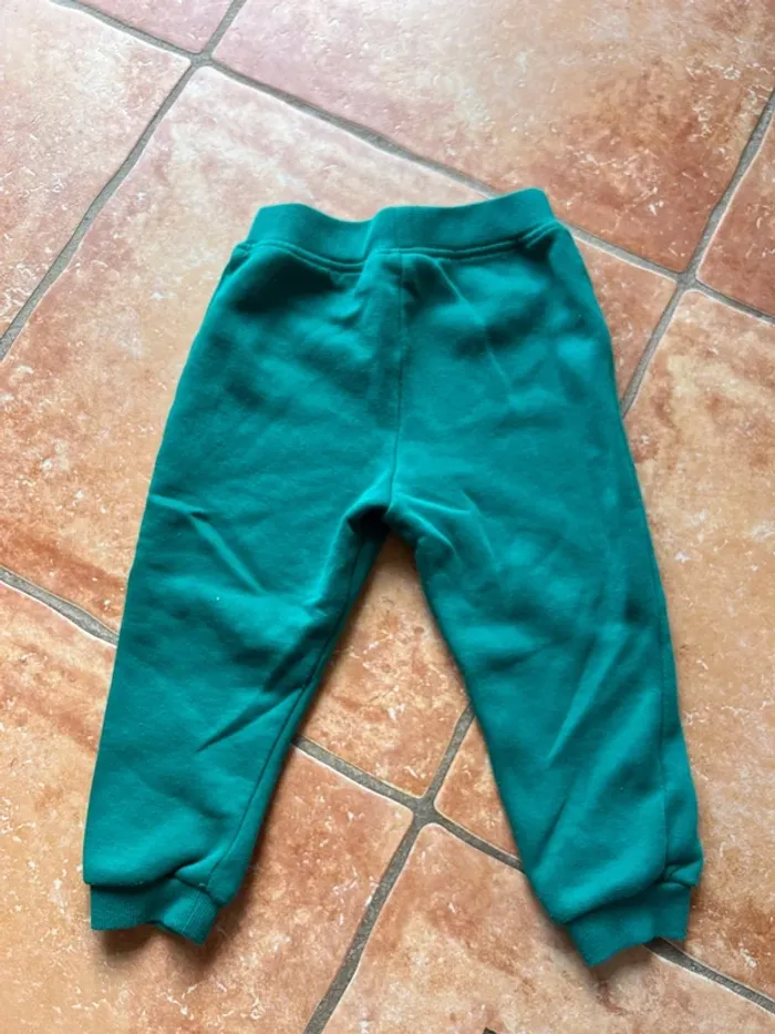 Lot 4 joggings Primark 2/3ans - photo numéro 10