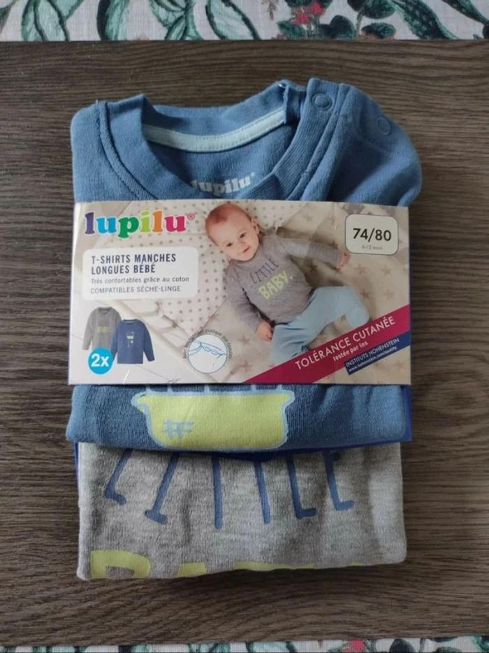 2 tee-shirts - photo numéro 2