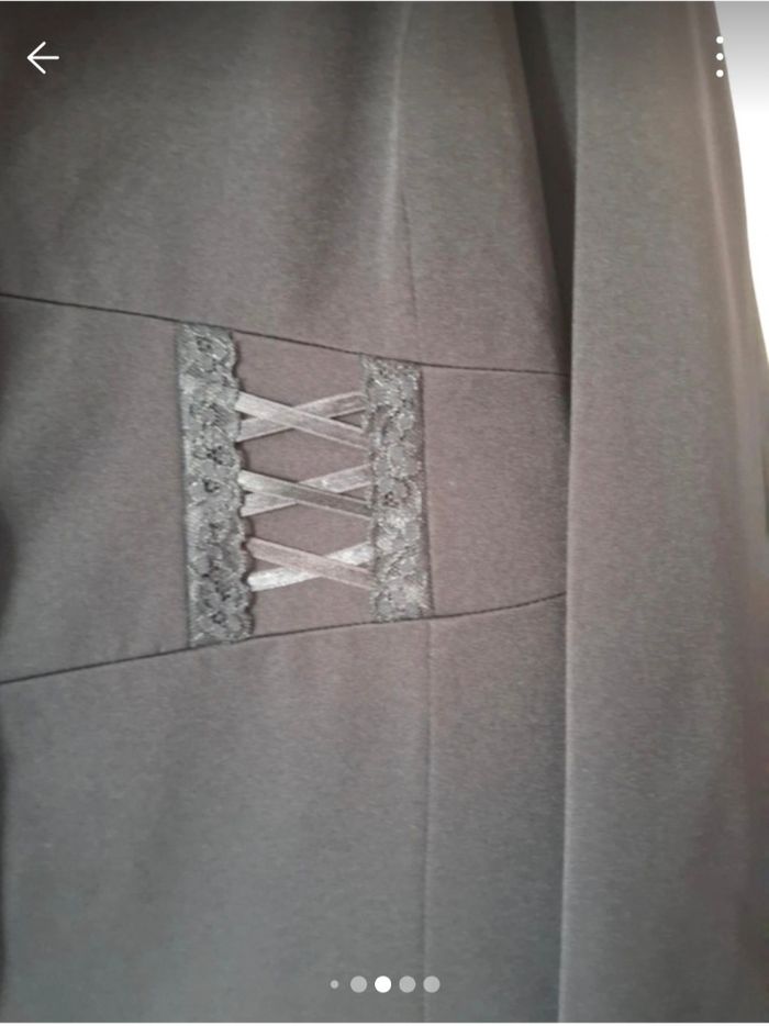 Veste noire - photo numéro 4