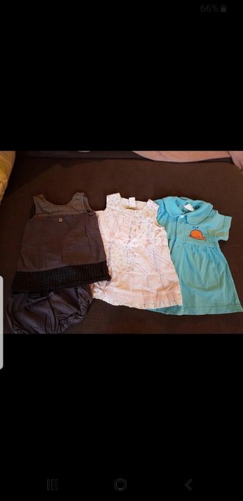 Lot de 3 robes taille 3 mois