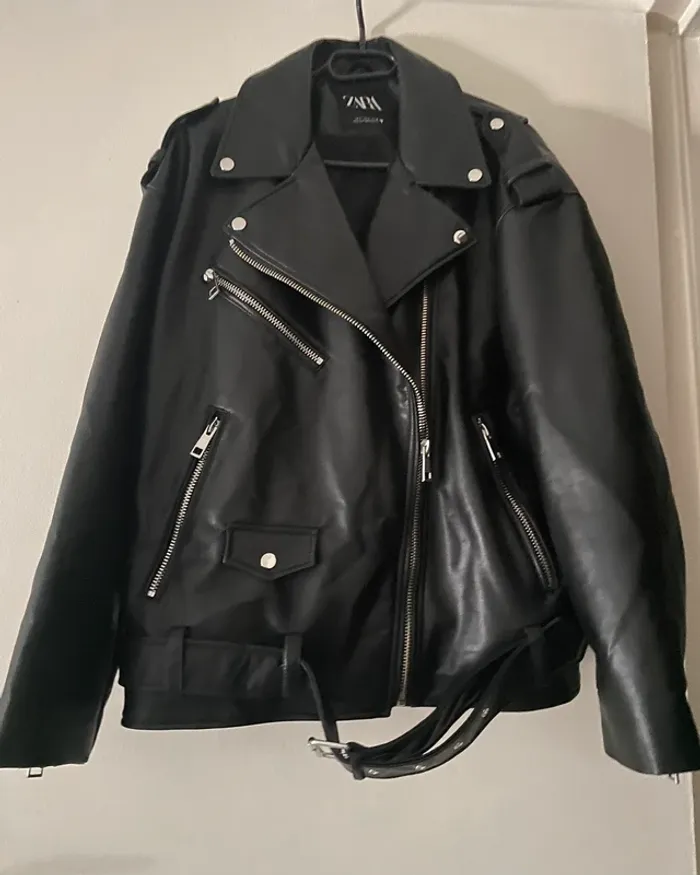 Zara Veste Perfecto en similicuir Oversize taille L 🖤 - photo numéro 12
