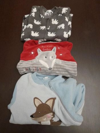 Lots de 3 pyjamas en taille 6 mois