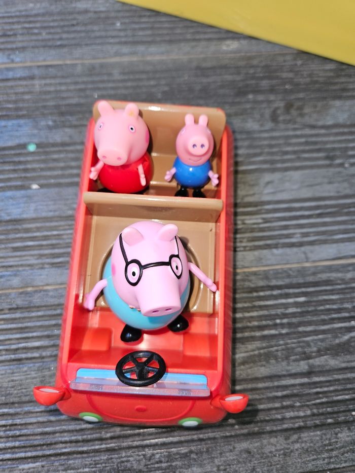 Voiture peppa - photo numéro 5