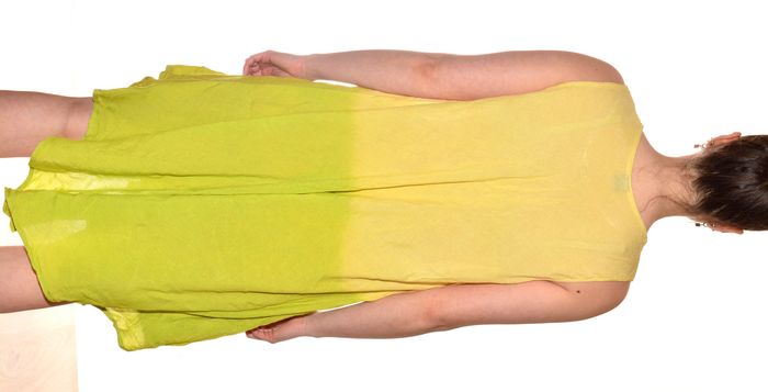 robe sans manches asymétrique et fluide taille M vert jaune à motif longueur genoux col rond - photo numéro 6