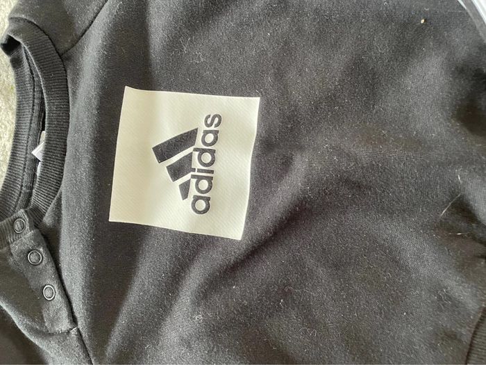 Ensemble adidas 6/9 mois - photo numéro 3