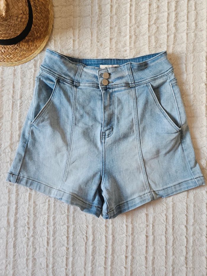 Short en jean taille haute taille 38 Milas neuf - photo numéro 2