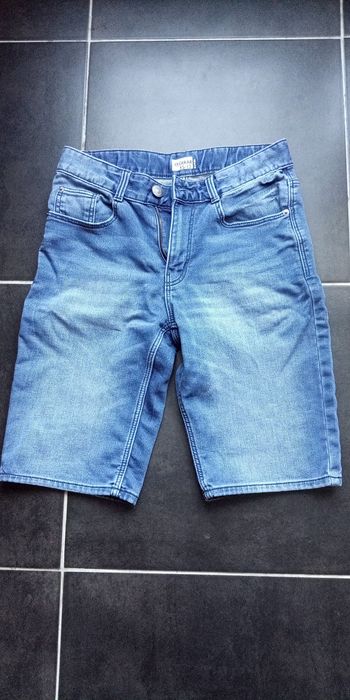 Short garçon très bon état XS 