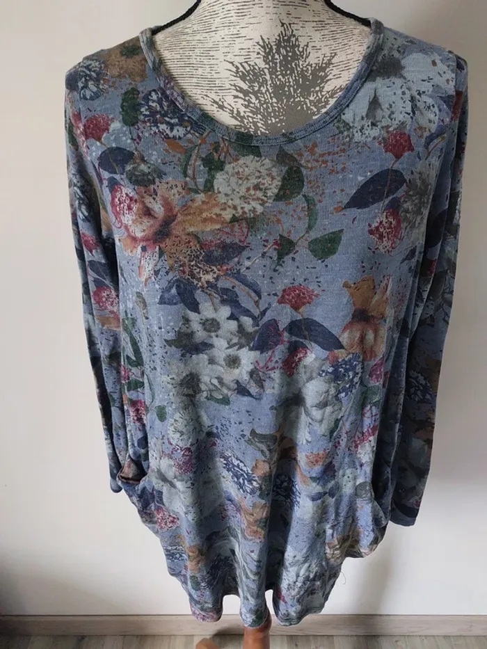 Haut fantaisie bleu - photo numéro 2