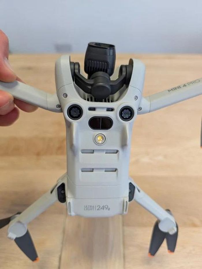 DJI Mini 3 Pro et Fly More Kit Plus (batterie supplémentaire, hélices,. - photo numéro 2