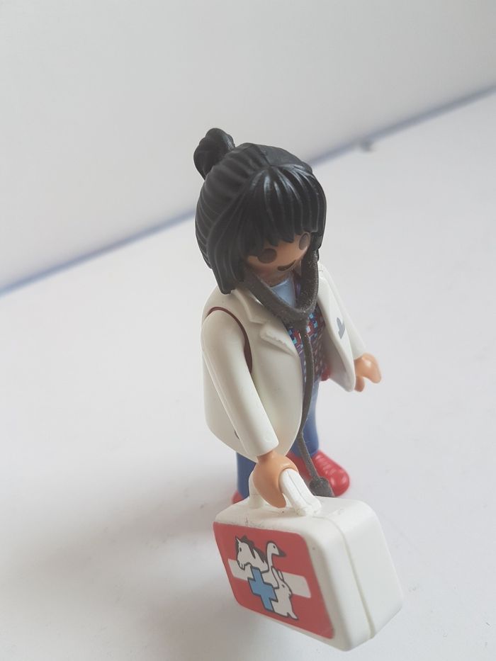 Vétérinaire playmobil - photo numéro 2