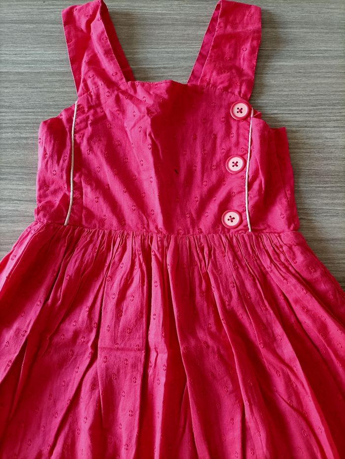 Robe rose fuchsia sergent major 7 ans