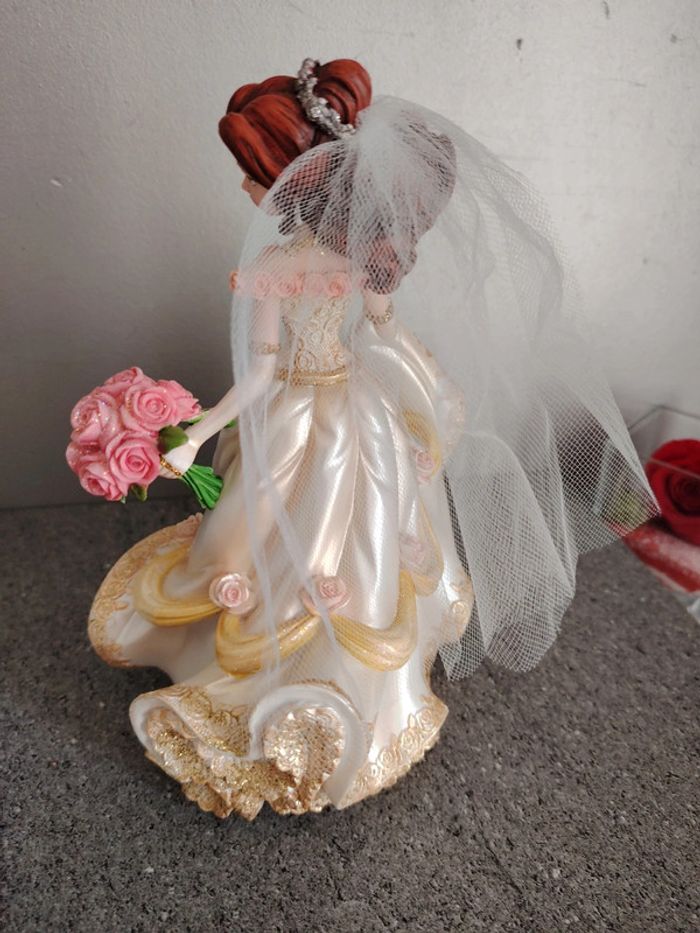Figurine Disney showcase belle mariée haute couture - photo numéro 5