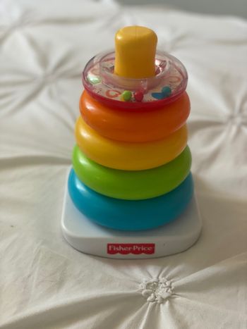 Jeux anneaux fisher price